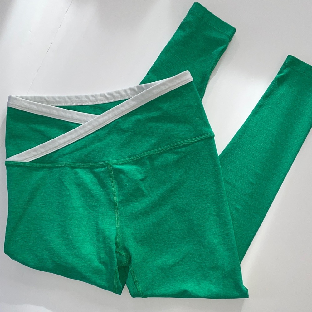 Beyond Yoga Green and White Leggings